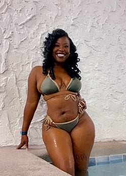 Rianna Lewis